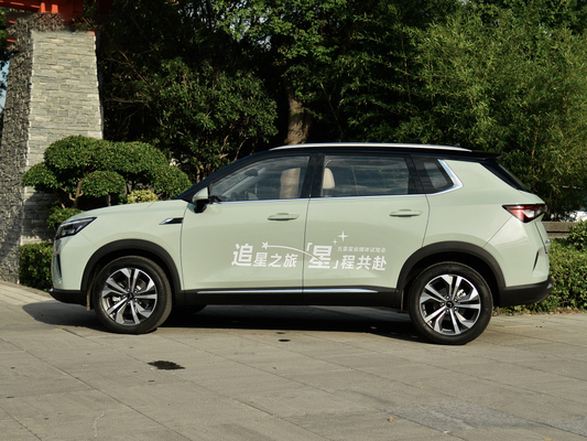 Автомобили компакта SUV нефти SAIC-GM-Wuling с CVT 1.5T 108kw