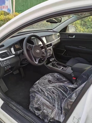 Скорость Kia K5 гибридная 2.0L GLS 6 НА автомобиле используемом седаном среднего размера 115kw