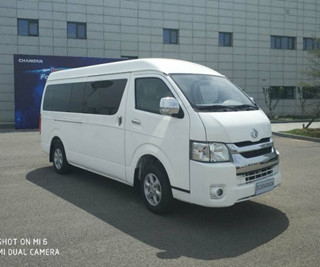 2.4L 82kw использовало руководство скорости тренера 5 Seater автобуса 15 пассажира