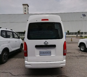 2.4L 82kw использовало руководство скорости тренера 5 Seater автобуса 15 пассажира