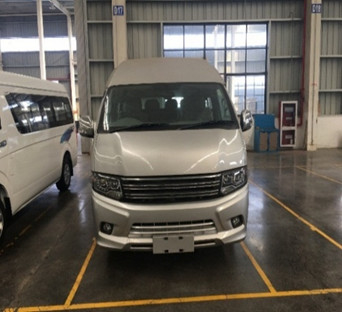 Бензин 15 Seater Changan Hiace 5.4m использовал двигатель автобуса 3TZ пассажира