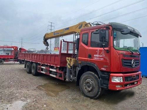 Кран Yuchai Dongfeng использовал сверхмощные тележки ГОЛОДАЕТ руководство 9 скоростей